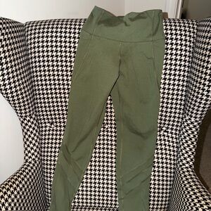 Old Navy Active Olive Leggings